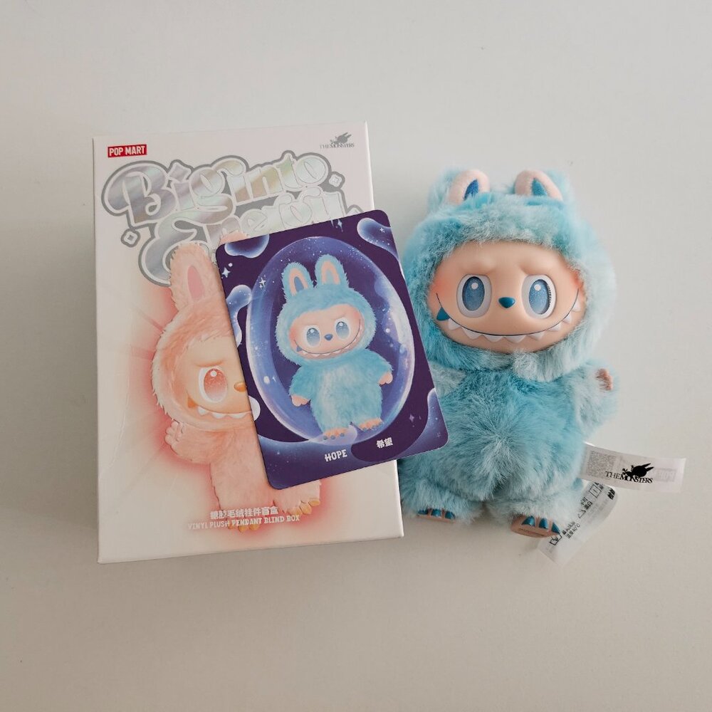 Pop Mart THE MONSTERS Labubu Big into Energy, Hope, Plush Pendant, Blue, NWT